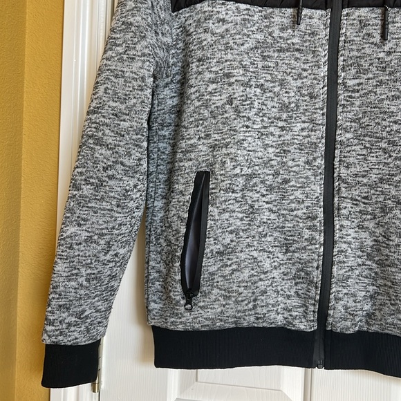 Airwalk Zip up Jacket - Picture 3 of 13